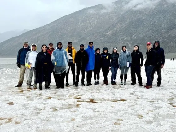 Field Trip class photo.