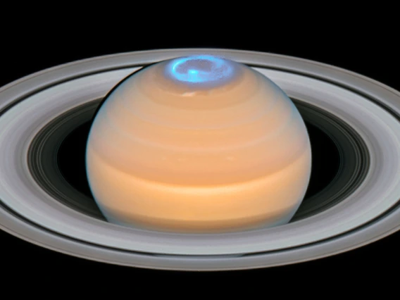 Saturn and its aurora (Image: NASA)